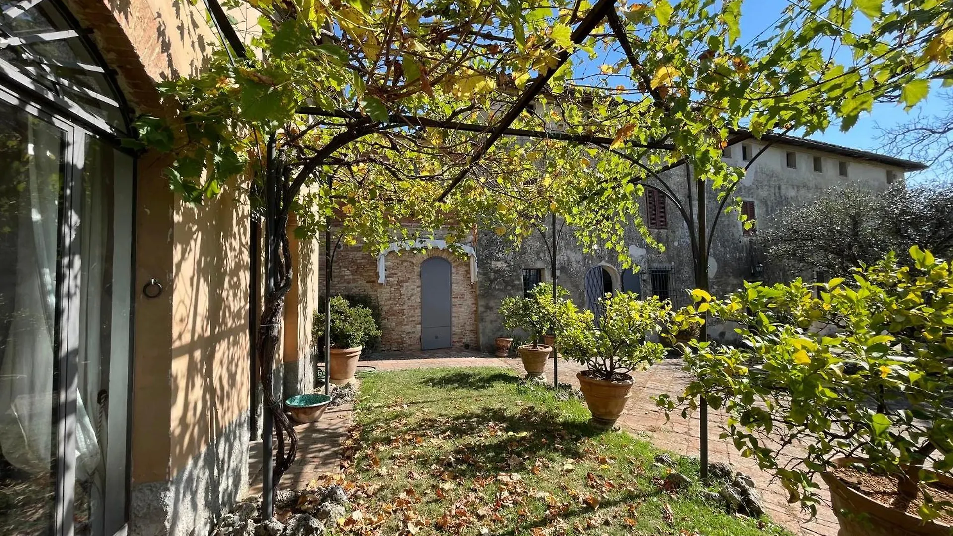 Villa Vignano: Tinaia Siena