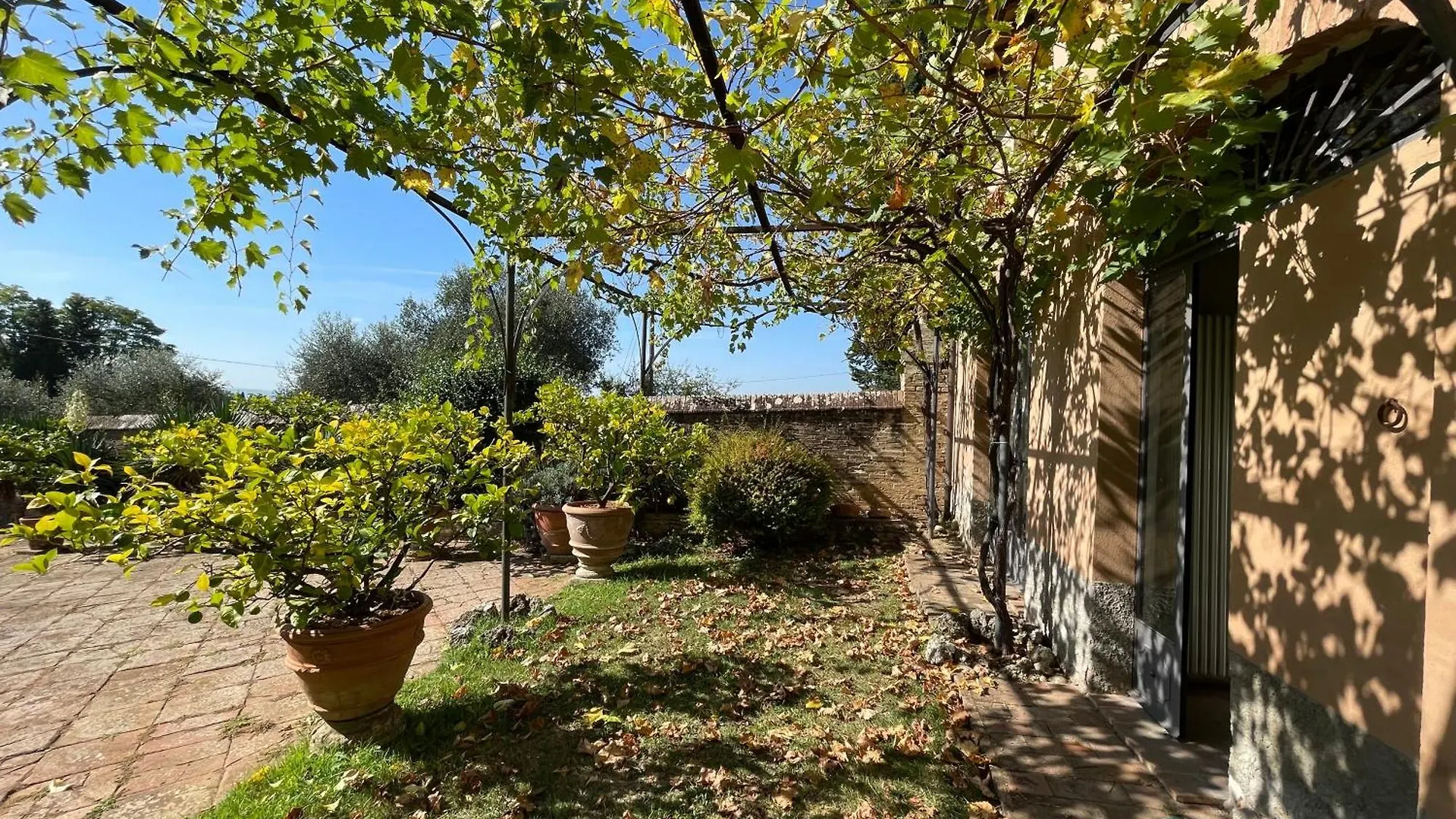 Villa Vignano: Tinaia Siena